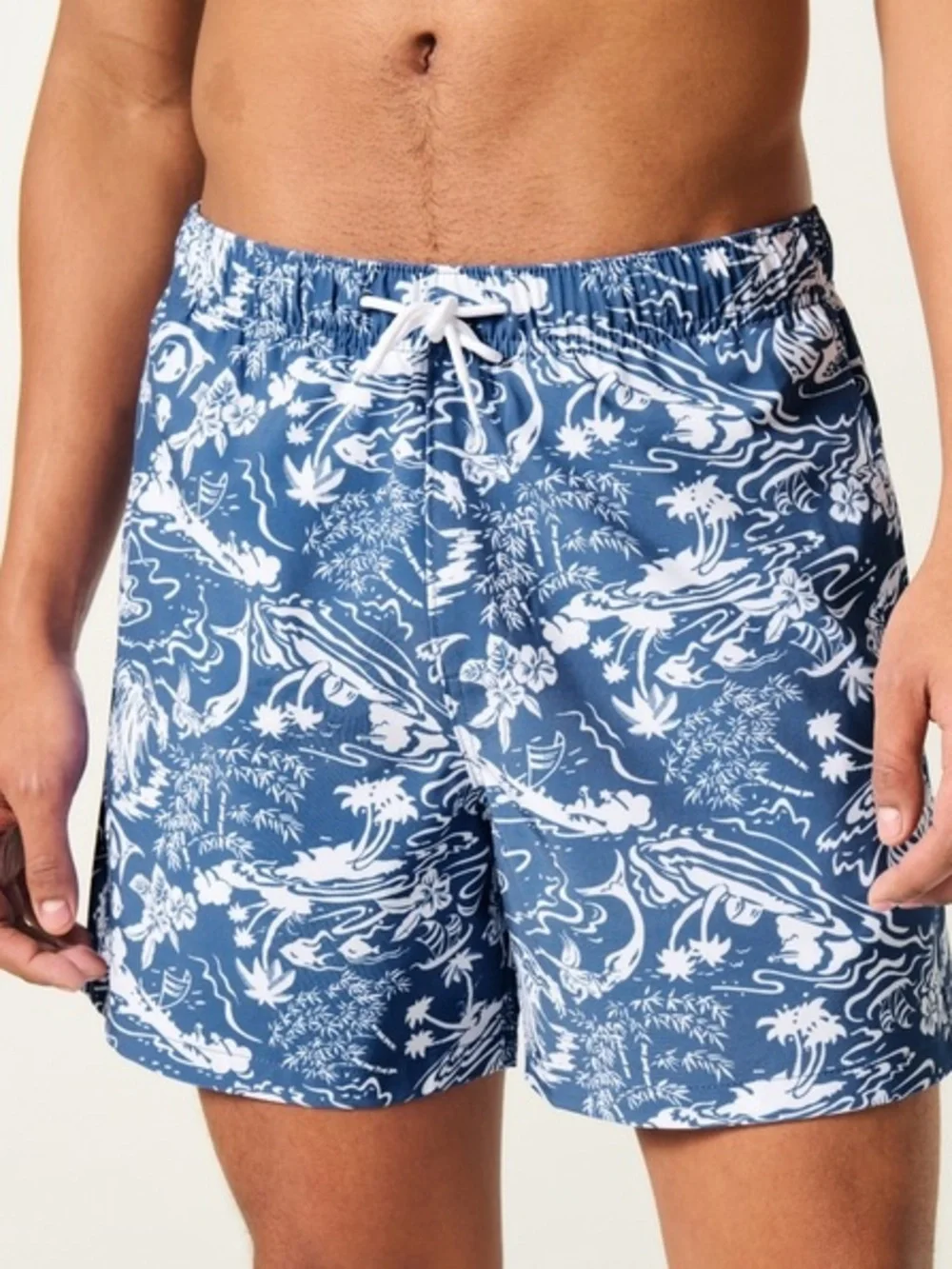 NWT ✨ Hollister Blue and White Hawaiian Print Swim Trunks size small
